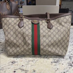 Gucci - Ophidia GG Medium Tote
